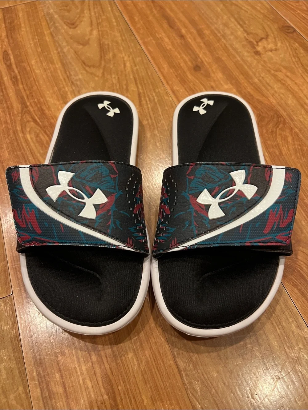 Under Armour Kids' Black Slide Sandals with Patterned Strap